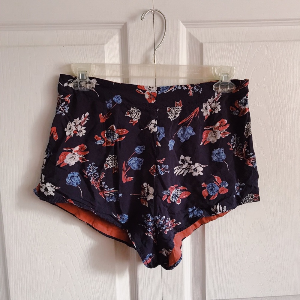 urban outfitters lavender shorts
